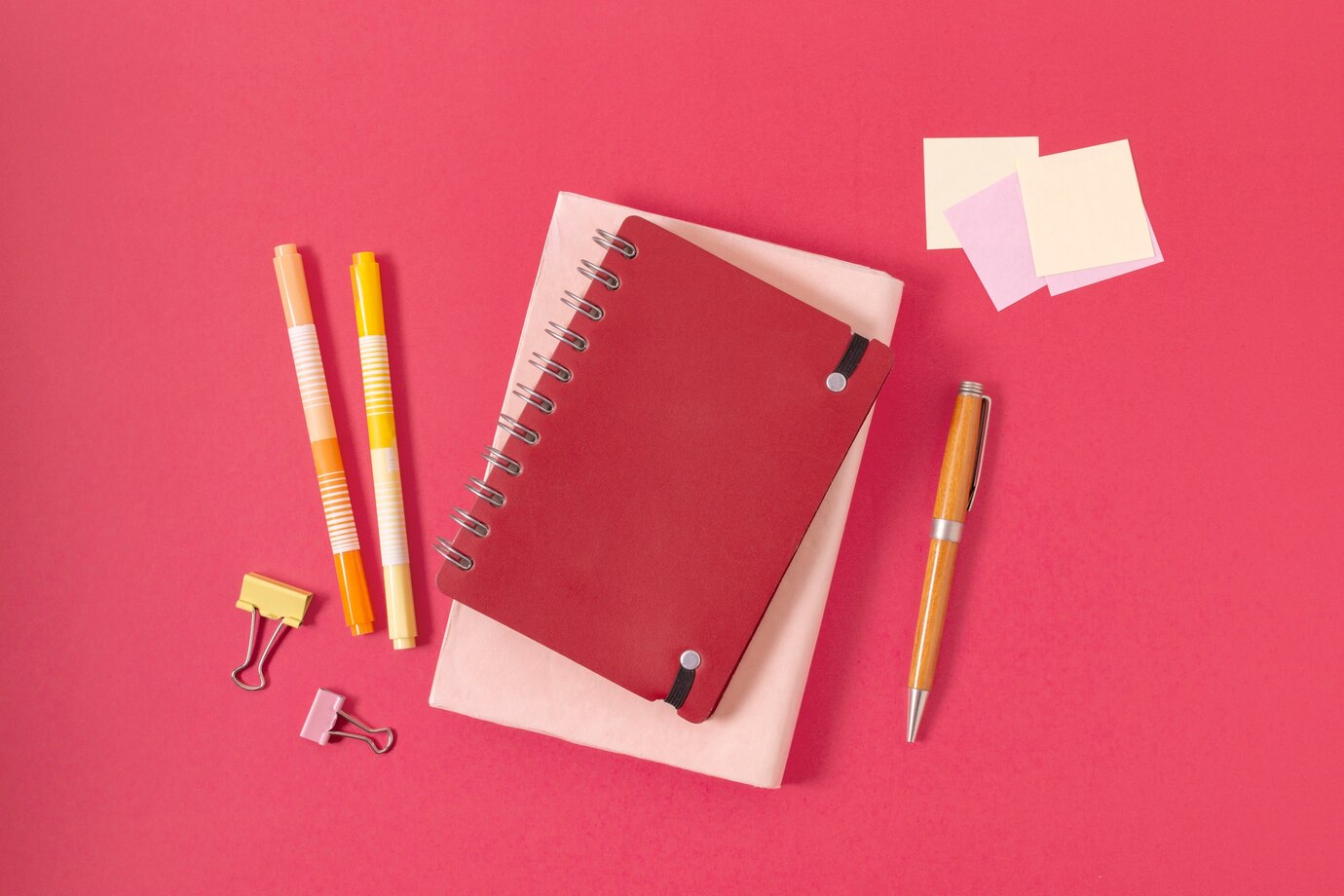 How to Choose Journaling Supplies? | Step by Step Guide 2025