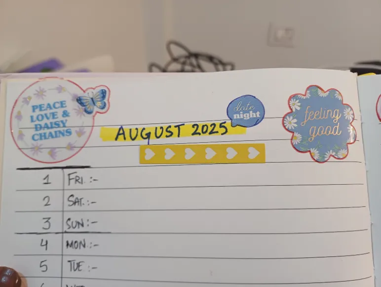 Alternative Calendar Layouts-Vertical List Monthly Log